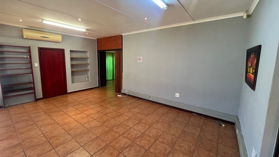 3 Bedroom Property for Sale in Protea Park North West